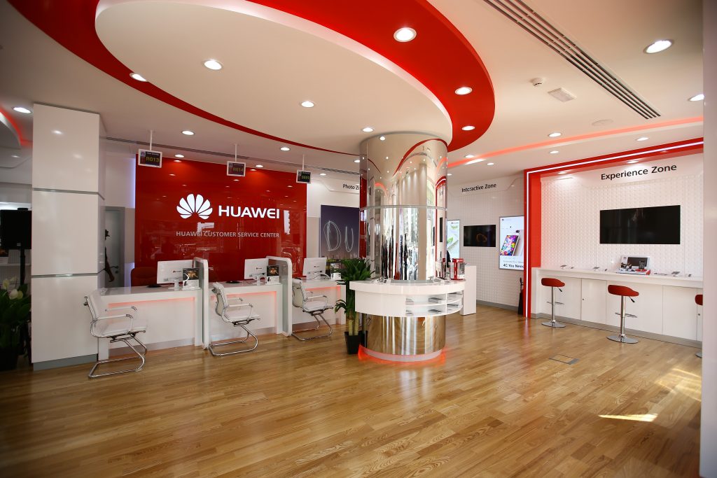 Huawei Flagship Customer Service Center - Interior