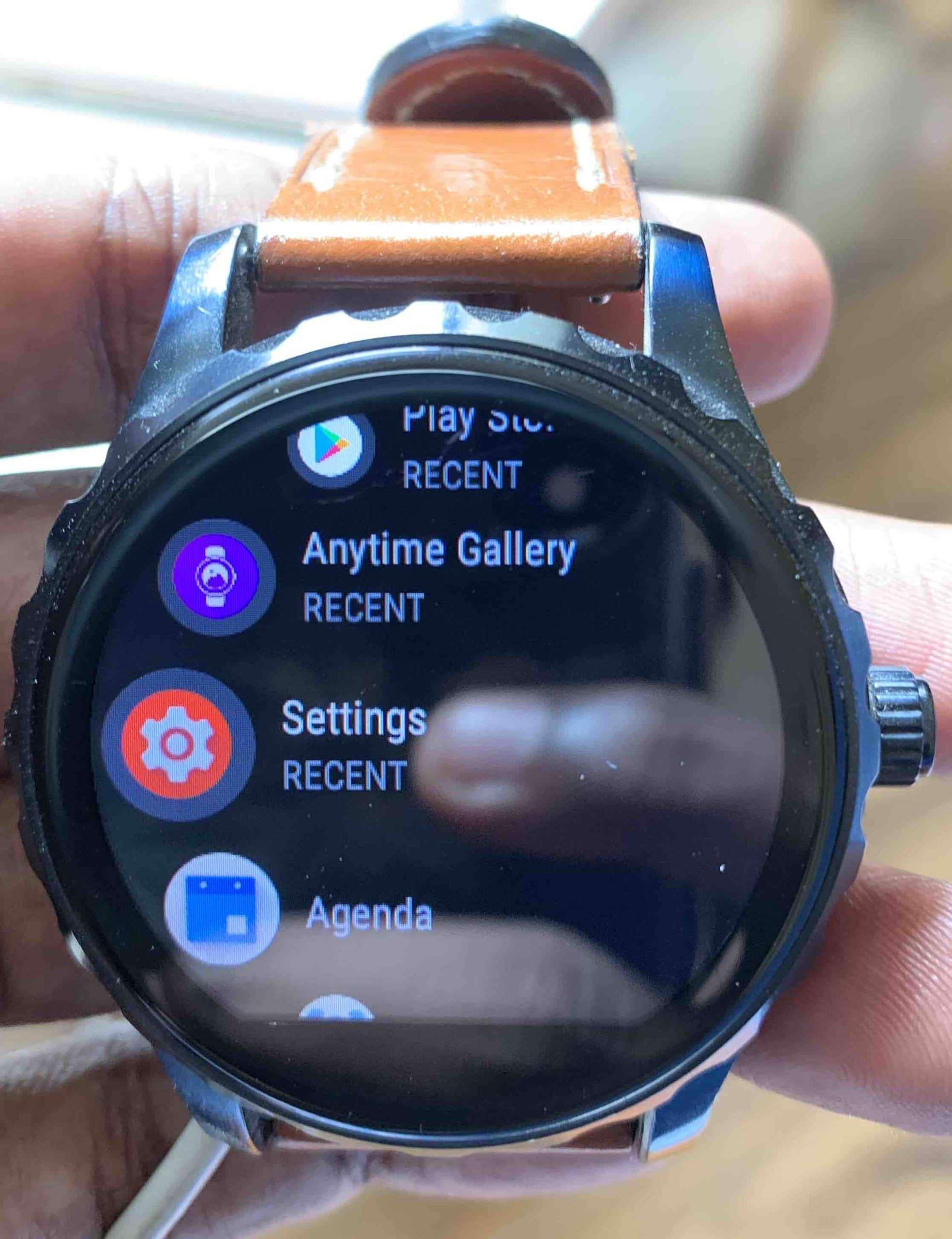 How to enable the screen lock on your Wear OS smartwatch