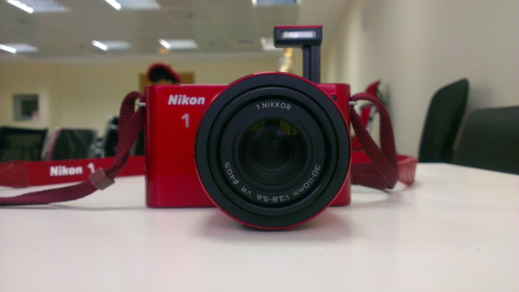 Nikon J1