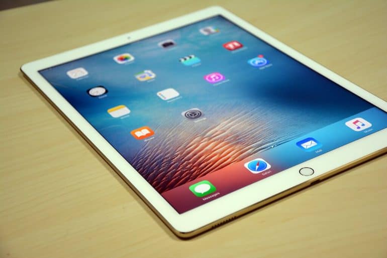 Apple iPad Pro [Image Gallery]