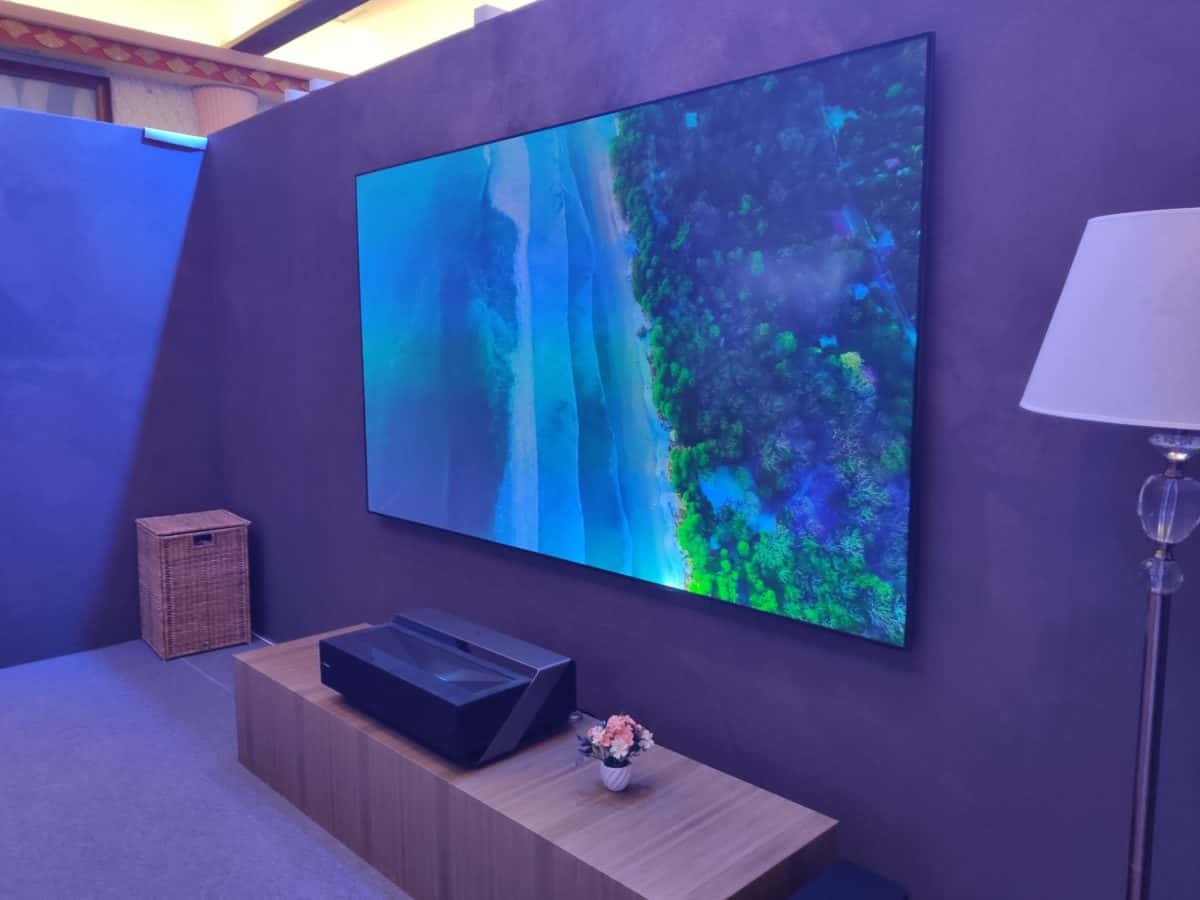 Hisense Debuts The 100 Inch 4k Uhd Laser Tv