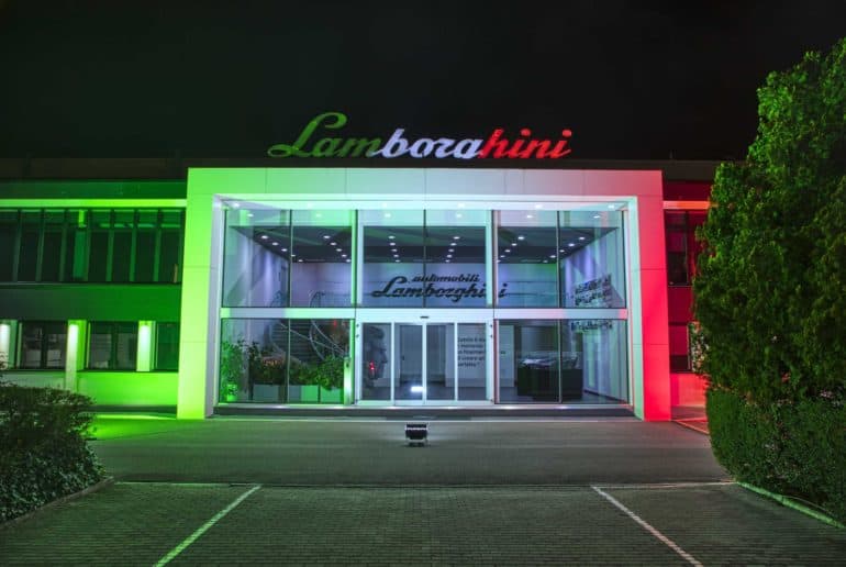 Automobili Lamborghini joins the fight against the Coronavirus