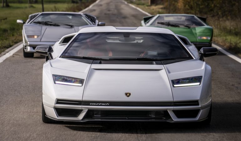 Lamborghini Countach LPI 800-4 on the road for the first time