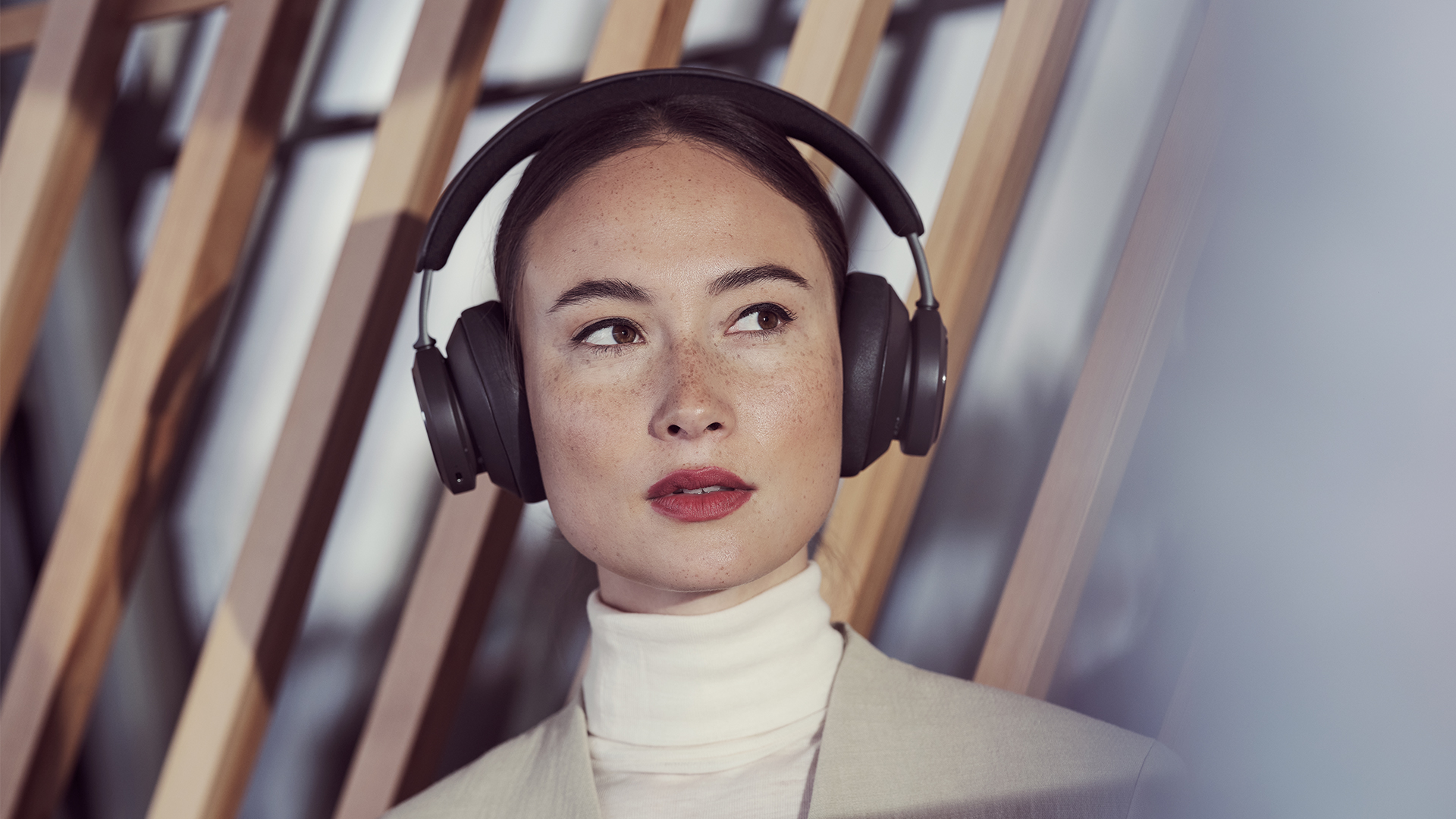 BANG & OLUFSEN INTRODUCES NEW EDITION OF BEOPLAY PORTAL