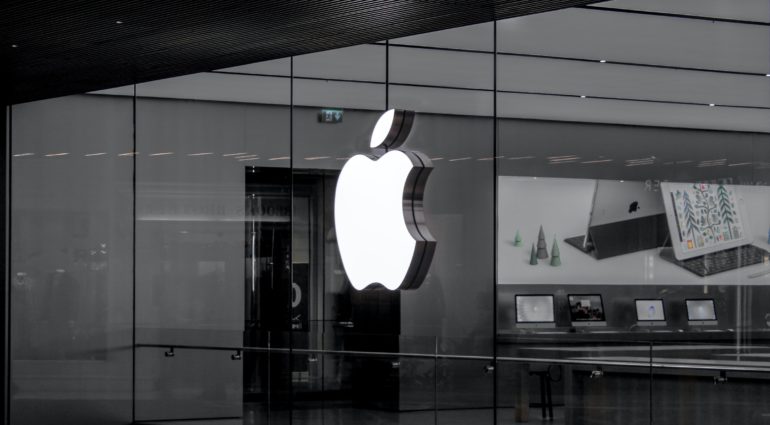 Customers in several states can now shop at Apple Stores without wearing a mask