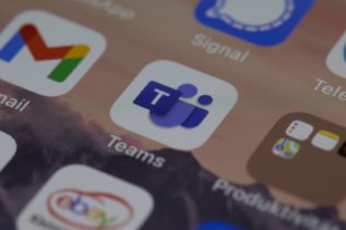 How to easily take meeting notes on Microsoft Teams
