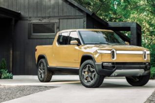 Rivian lost $1.59 billion in the first quarter of 2022 while delivering 1,227 electric trucks