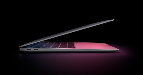 OLED MacBook Pro Not So Distant: Samsung to Mass-Produce 8th-Gen OLED Screens in 2026