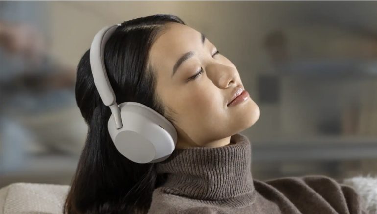 Sony has announced the WH-1000XM5 headphones, which feature a redesigned design and improved noise cancellation