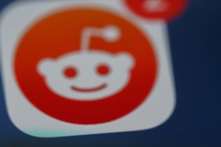 Reddit has partnered with cryptocurrency exchange FTX to assist users in managing community points