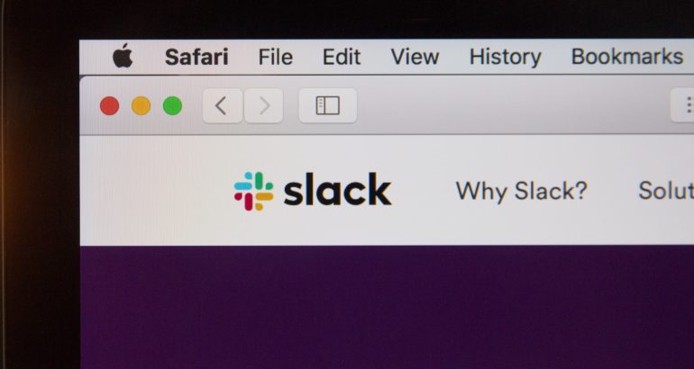 How to easily change your Slack status automatically before you head into a meeting