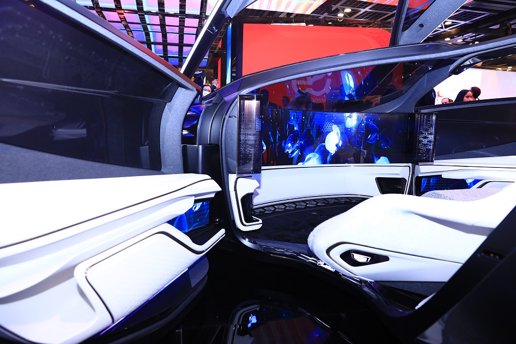 Cadillac and e& Collaborate to Bring the Coveted ‘Car of The Future’ to GITEX 2022 Introducing the InnerSpace Concept