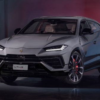 Automobili Lamborghini announces the Urus S