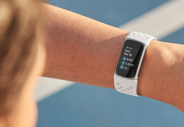 Here are the BEST Fitness Trackers that you can buy in 2022