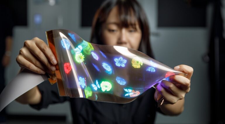 LG's most recent display can be stretched by 20%