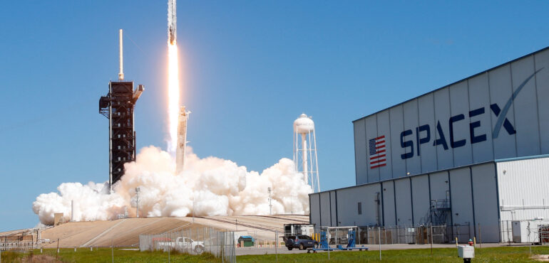SpaceX Launches Game-Changing DTC Feature
