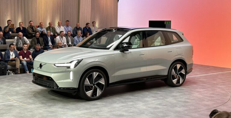 The Volvo EX90 2024 will be 'hardware capable' of self-driving