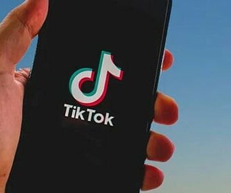 France Prohibits TikTok and Candy Crush from Government-Issued Mobile Devices