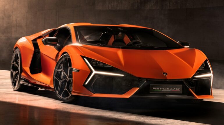 Lamborghini's New Plug-In Hybrid Supercar Boasts a Range of Six Miles in Electric-Only Mode