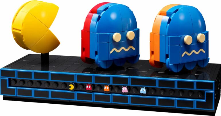 Lego Pac-Man set recreates classic arcade game in brick form