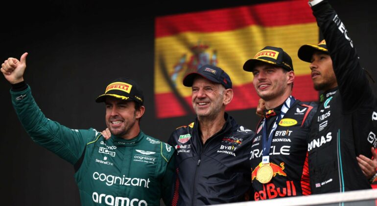 3 of Formula 1's greatest drivers unite for iconic selfie after Canadian GP