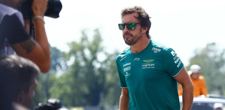 Pundit Sounds Alarm Bells on Fernando Alonso's Crucial Mission as 'Honeymoon' Nears Its Close