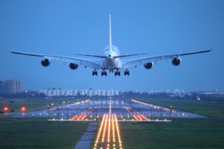 DXC Technology, Accelya, Airline Technology, FLX ONE Retailing Platform, Departure Control Systems, Airport Retail Experience, Airline Modernization, Airline Customer Experience, IATA Offers and Orders, System Integration, AI in Airlines, Personalized Retailing, Airline Ticketing Solutions, DXC Accelya Partnership, Aviation Industry, Airline Digital Transformation