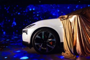 Al-Futtaim Electric Mobility, Polestar 4, electric SUV, sustainable mobility, eco-friendly cars, green mobility, Polestar UAE, electric vehicle launch, Scandinavian design, carbon footprint reduction, recycled materials, UAE electric cars, long range EV, electric car performance