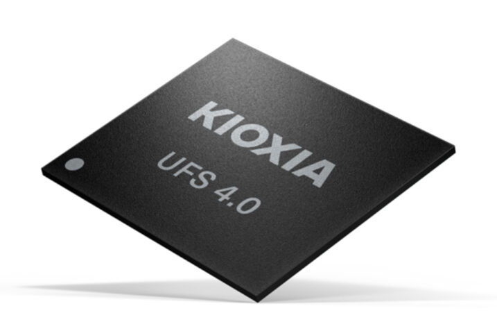 Kioxia QLC UFS 4.0 chip in a close-up view.