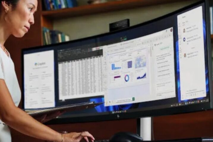 HP Series 5 Pro 49” Conferencing Monitor